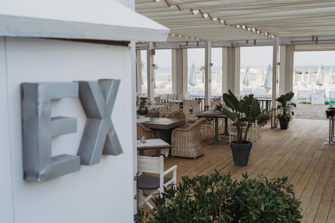 Excelsior Hotel, Spa & Lido เปซาโร ภายนอก รูปภาพ