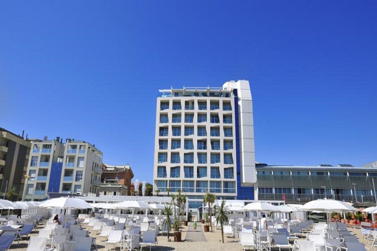 Excelsior Hotel, Spa & Lido เปซาโร ภายนอก รูปภาพ